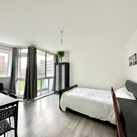 Fabulous 3 Bedroom Flat Sleeps 6 Londýn Exteriér fotografie